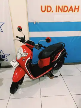 Scoopy ESP SPORTY FI ECO 2019 bisa kredit