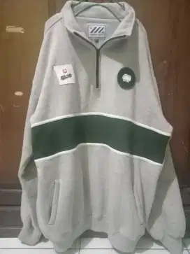 Crewnek Black Id