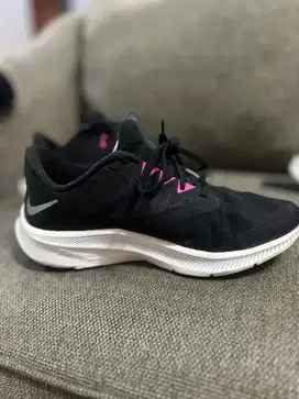 sepatu nike ori