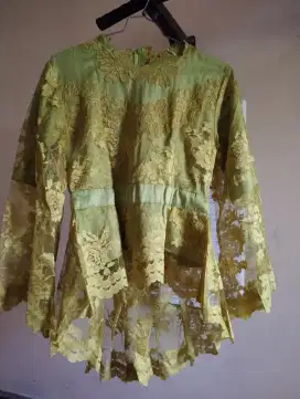 Kebaya Cantik baru dipakai sekali