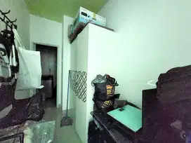 Jual Sewa Rumah Taman Ratu Lt 200m2 jalan Lebar Jakarta barat