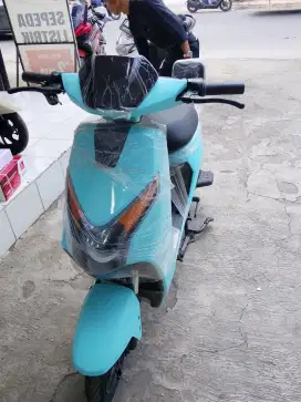 Sepeda listrik uwinfly d65
