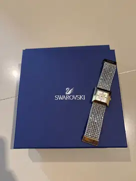 Jam tangan swarovski