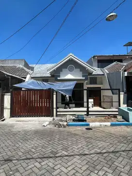 DIJUAL RUMAH PONDOK TJANDRA JL. SEMANGKA MODERN TERAWAT