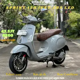 Dijual cepat Piaggio Vespa sprint 150 I GET ABS LED TH 2019