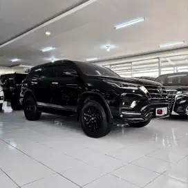 [2023] NEW Fortuner GR Sport 2.8 diesel matic 2023 LowKM 27rb NIK 2022
