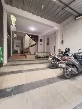 Kos UMS 106Mt, 8Kt, 8Km, 2Lantai, Pabelan  Kartasura, Sukoharjo