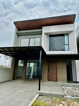 Rumah Citraland Crystal Golf Baru Minimalis Modern Ciamik