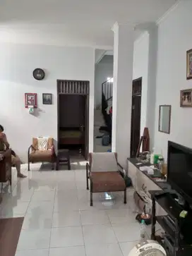 Disewakan Ruko Pinggir Jalan Raya Jatibening 2, Kota Bekasi