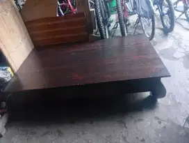 dijual meja Lesehan siap pakai