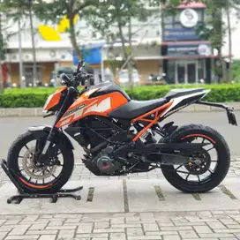 KTM DUKE 250 ABS 2018 ORANGE KM 18K PAJAK PANJANG SANGAT MULUS