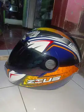 ZEUS ZS 811C ( Blue Orange )