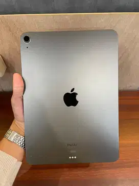 Apple iPad Air 5 64GB Wifi Only Ex iBox BH 100%