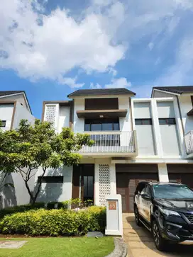 Disewakan: Rumah Cantik di Cluster Cynthia Summarecon Bandung.