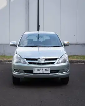Toyota Kijang Innova g matic 2005 ice blue