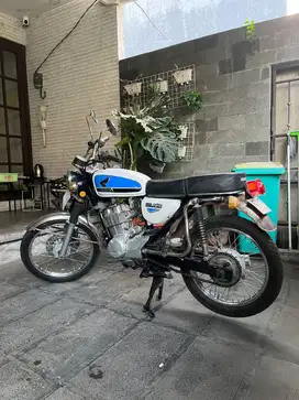 Honda CB 100 Classic