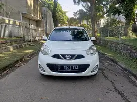 Nissan march xs 1.5 matic 2013 putih