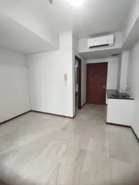 Dijual Apartemen Royal Mediterania Garden - 1BR Dekat Mall dan Kampus
