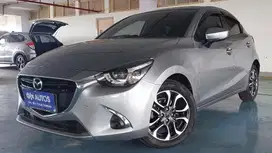 Pajak Panjang Mazda 2  1.5 R Bensin-AT 2018 Silver