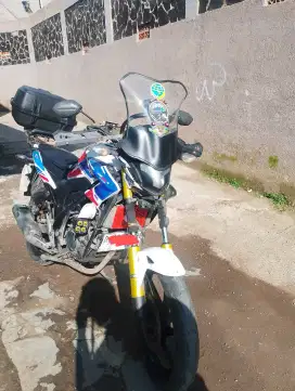 Honda Cb 150 R old