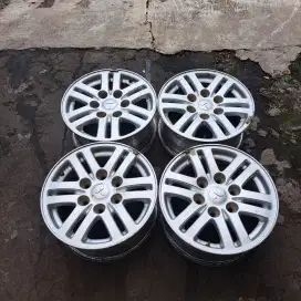 Velg r16 oem strada triton