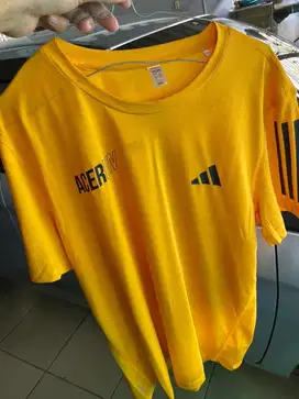 Baju lari running fitness acer run adidas baru SIZE L