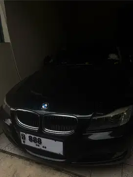 BMW 320i 2012 Bensin