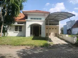 J U A L Rumah Jl. Vila Taman Telaga Citraland - Surabaya.