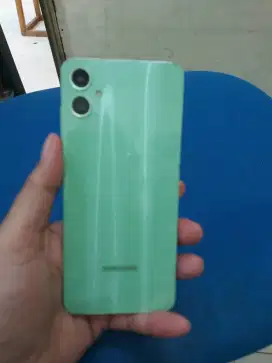 Samsung a05 4/64 green