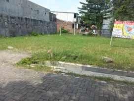 Tanah dijual lokasi datar jalan truck bisa masuk cocok untuk investasi