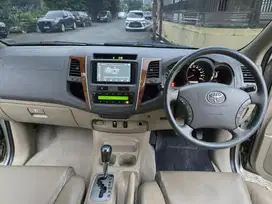 Toyota Fortuner 2009 Bensin