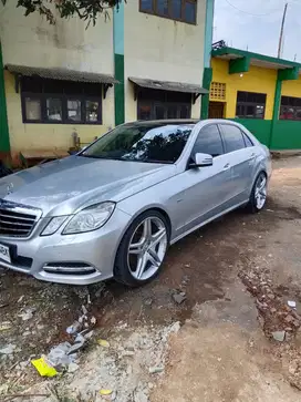 Mercedes-Benz E250 2011 Bensin