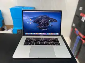 MACBOOK PRO TOUCHBAR 15INCH 2017 CORE I7 RAM 16GB SSD 500GB R-EC