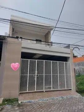 Dijual Rumah Semampir Tengah