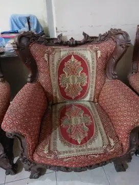 1 set kursi jati 3 3 1 1 1 plus meja.