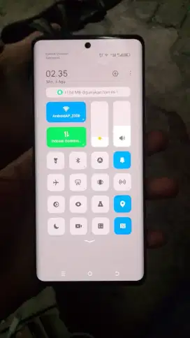 Itel 23+ layar curved