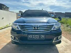 Fortuner V 4x4 at