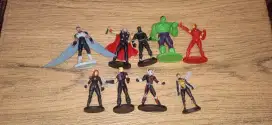 Figure Marvel bekas