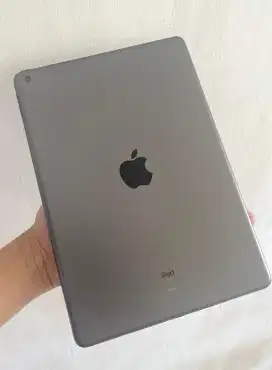 Ipad gen 9 64Gb Ex Ibox mulus lengkap noken, garansi on, siap pakai
