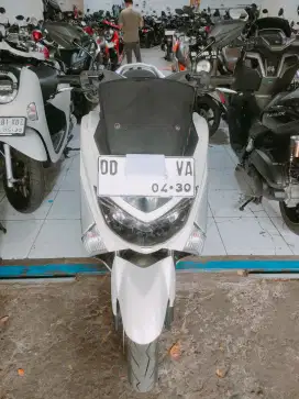 Yamaha nmax old 155cc 2019 putih