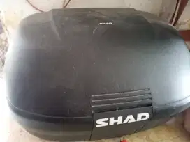 Box motor merk shad 42