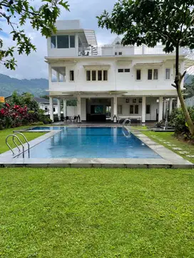 Villa dekat ke Gunung Mas