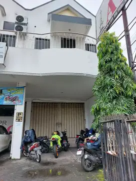 Ruko Strategis Tengah Kota dekat Pusat Bisnis Hotel