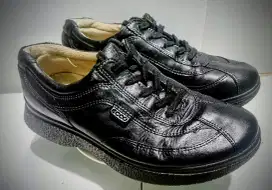 Ecco - Sepatu Pria Casual Kulit Import Original