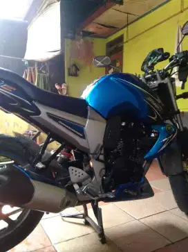 Yamaha Byson blue ori