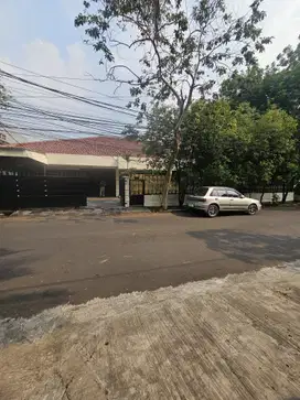 Jual Harga NJOP Rumah dalam komplek Taman Radio Dalam