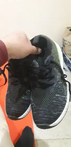 Sepatu pria nevada sport