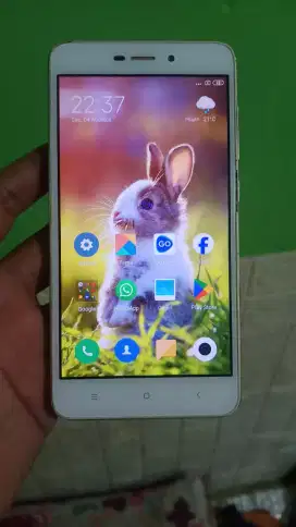 Xiaomi redmi 4a 4G 2/16 layar 5 inchi normal