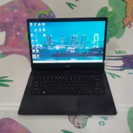 Acer Aspire A314-22
AMD 3020e With Redeon Graphics
Ram 4 GB/SSD 256 GB