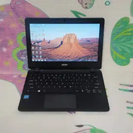 Acer Aspire ES1-131 
Intel Celeron CPU N3050
Ram 8 GB / 500 GB